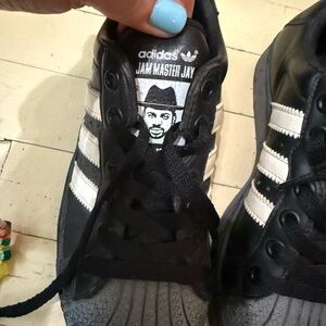 ULTRASTAR JAM MASTER JAY ADIDAS SZ 4youth